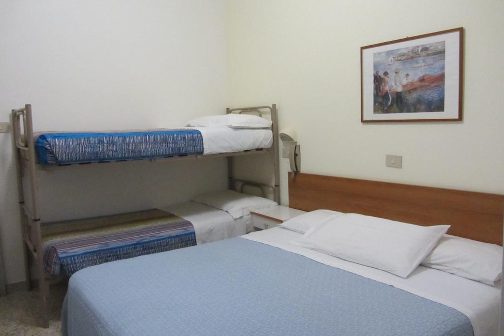 Hotel Toledo Rimini Pokoj fotografie